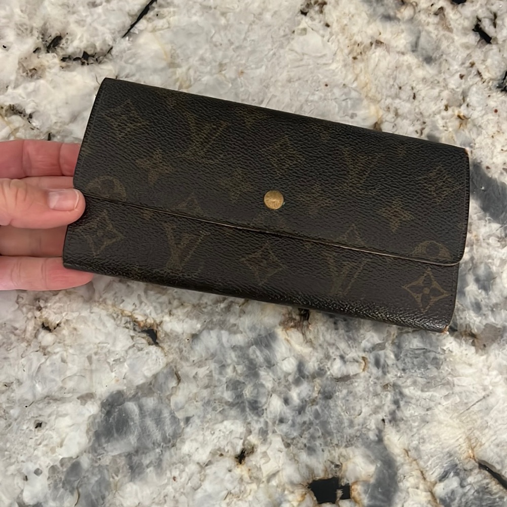 FRANCE Authentic Louis Vuitton Monogram Papers wallet